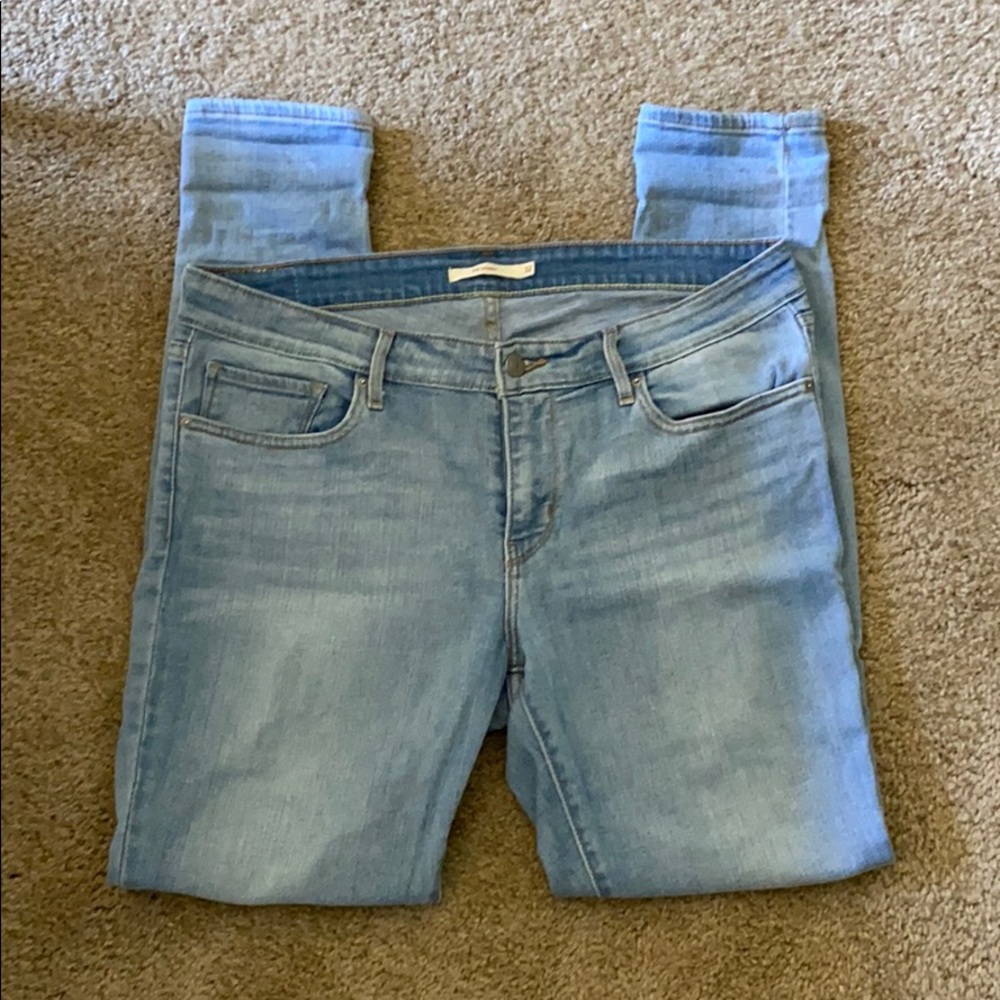 Levi’s 711 skinny jeans